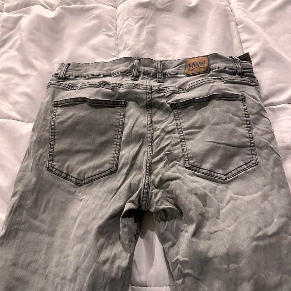 Men’s Mugsy Beans Jeans - grey jeans size 34x34.